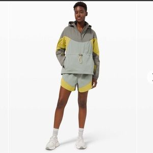 lululemon Evergreen Short - grey sage 4